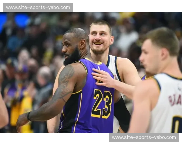 巅峰对决！掘金vs湖人直播文字：不只是比分，更是指尖上的硝烟与篮球灵魂